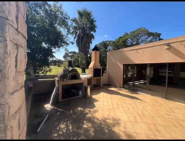 2 BEDROOM HOUSE FOR SALE IN HARTBEESFONTEIN AH